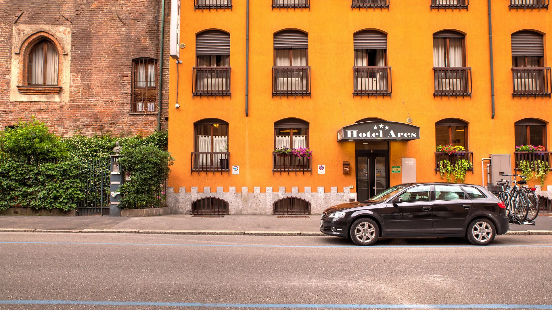 Hotel Ares Milano 3*, Milan Italy